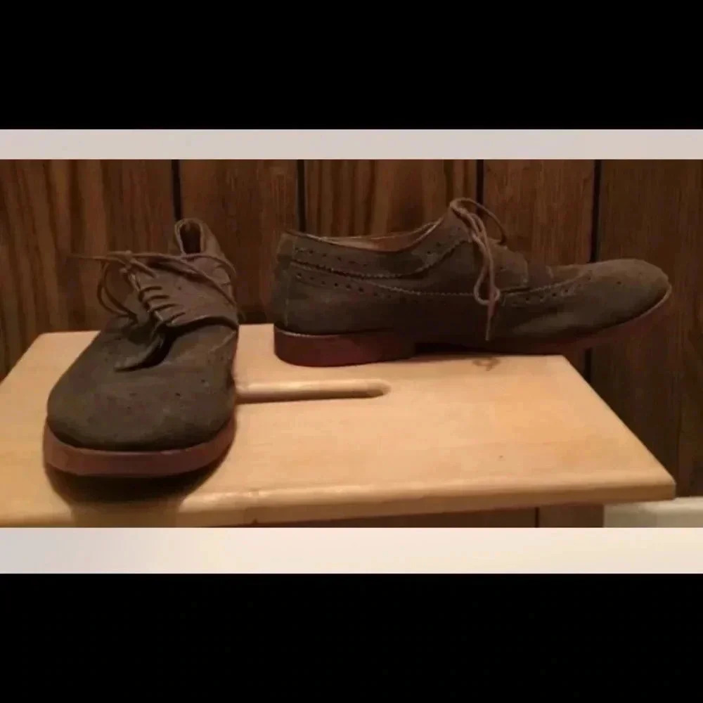 Men MERCANTI FIORENTINI taupe Brown Suede Leather Perforated Wingtip Shoe 11.5